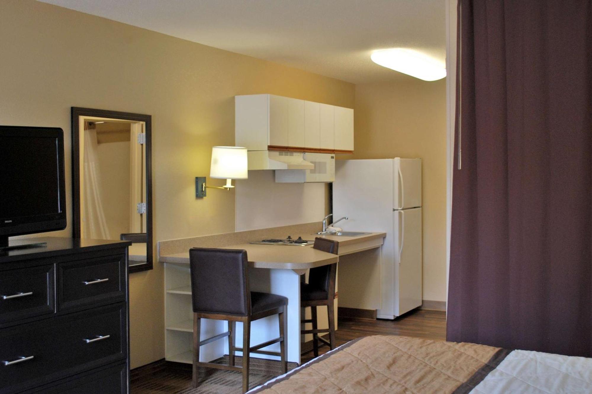 Extended Stay America Suites - Newark - Woodbridge Esterno foto