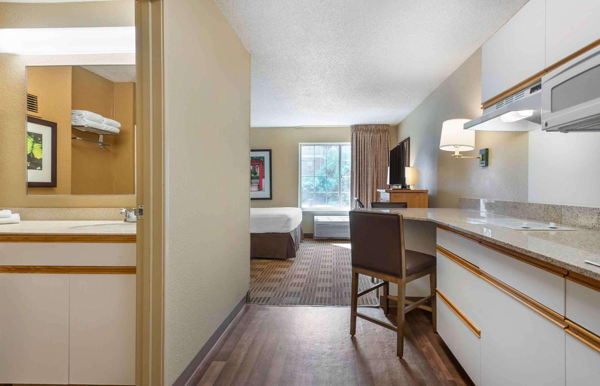 Extended Stay America Suites - Newark - Woodbridge Esterno foto